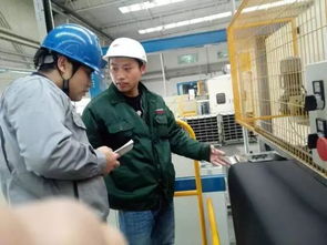 軟飾車(chē)間邀請(qǐng)吸覆機(jī)廠家到廠指導(dǎo)，助力技術(shù)推廣與效率提升